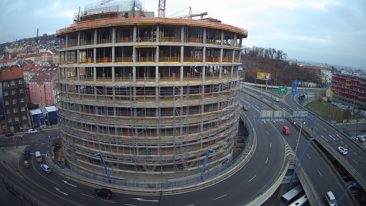 <p>Concrete work on the monolithic structure of the 6th floor had finished in the early November 2018. Thanks to the successful adhering to the project timeline, 7th and 8th floors should get finished towards the end of the year as well. These will be the last two to complete the full concrete work on the arising building.</p>
